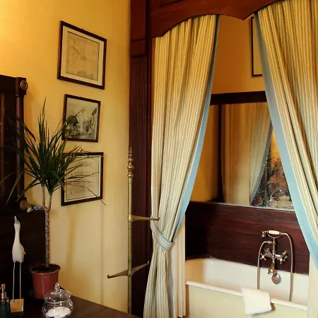 Chateau De Chambiers فندق مبيت وإفطار