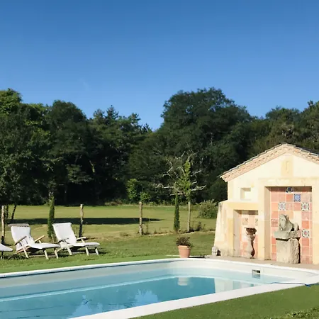Chateau De Chambiers فندق مبيت وإفطار