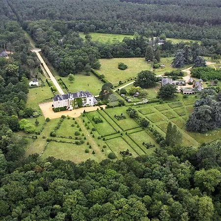 Panzió Chateau De Chambiers 4*