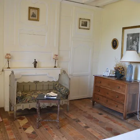 Chateau De Chambiers فندق مبيت وإفطار 4*