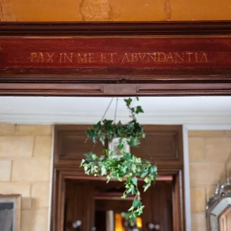Chateau De Chambiers فندق مبيت وإفطار 4*
