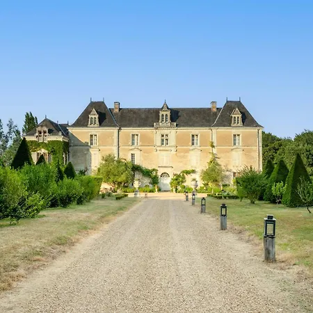 Chateau De Chambiers 4*