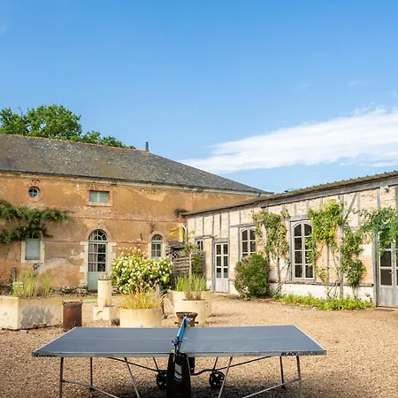 Chateau De Chambiers فندق مبيت وإفطار 4*