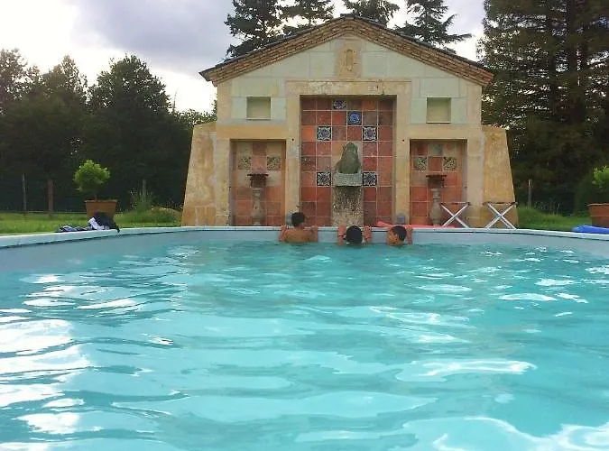 Chateau De Chambiers 4*