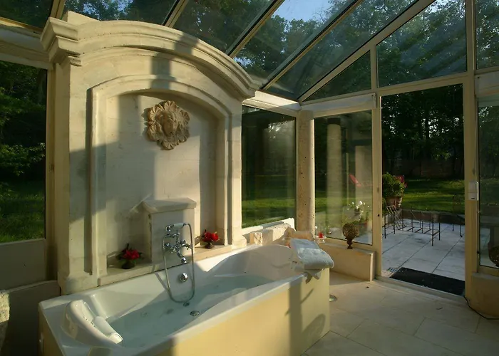 Chateau De Chambiers