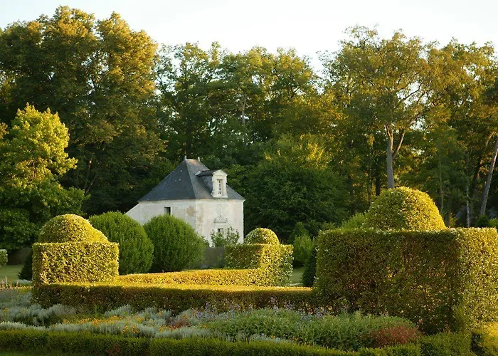 Chateau De Chambiers Bed & Breakfast Durtal