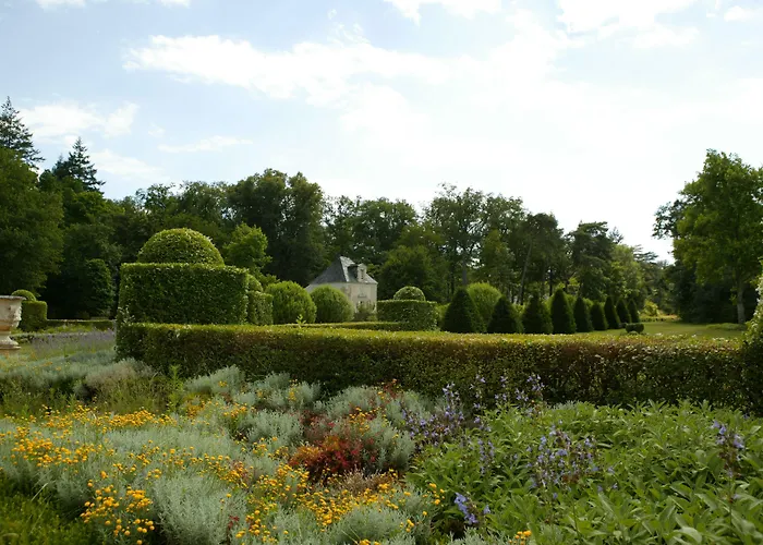 Chateau De Chambiers 4*